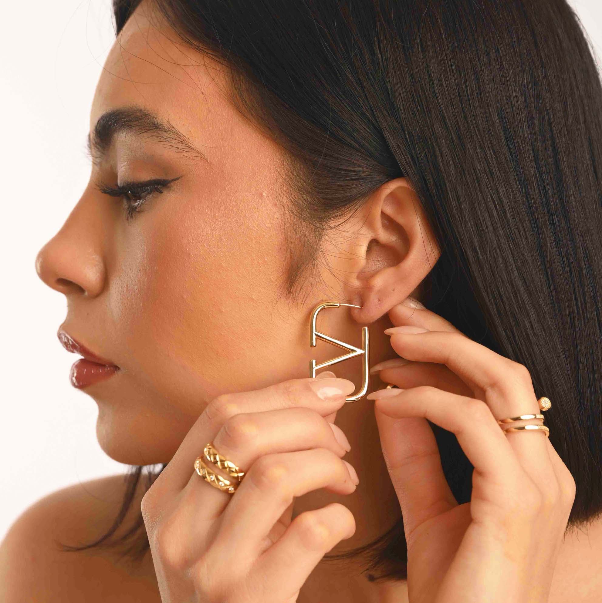 Valentino Garavani aretes VLOGO