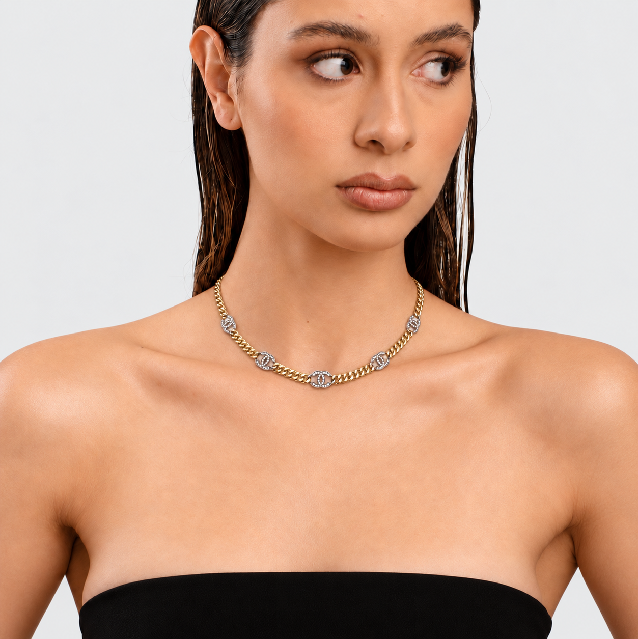 COLLAR GOLD AND SILVER
