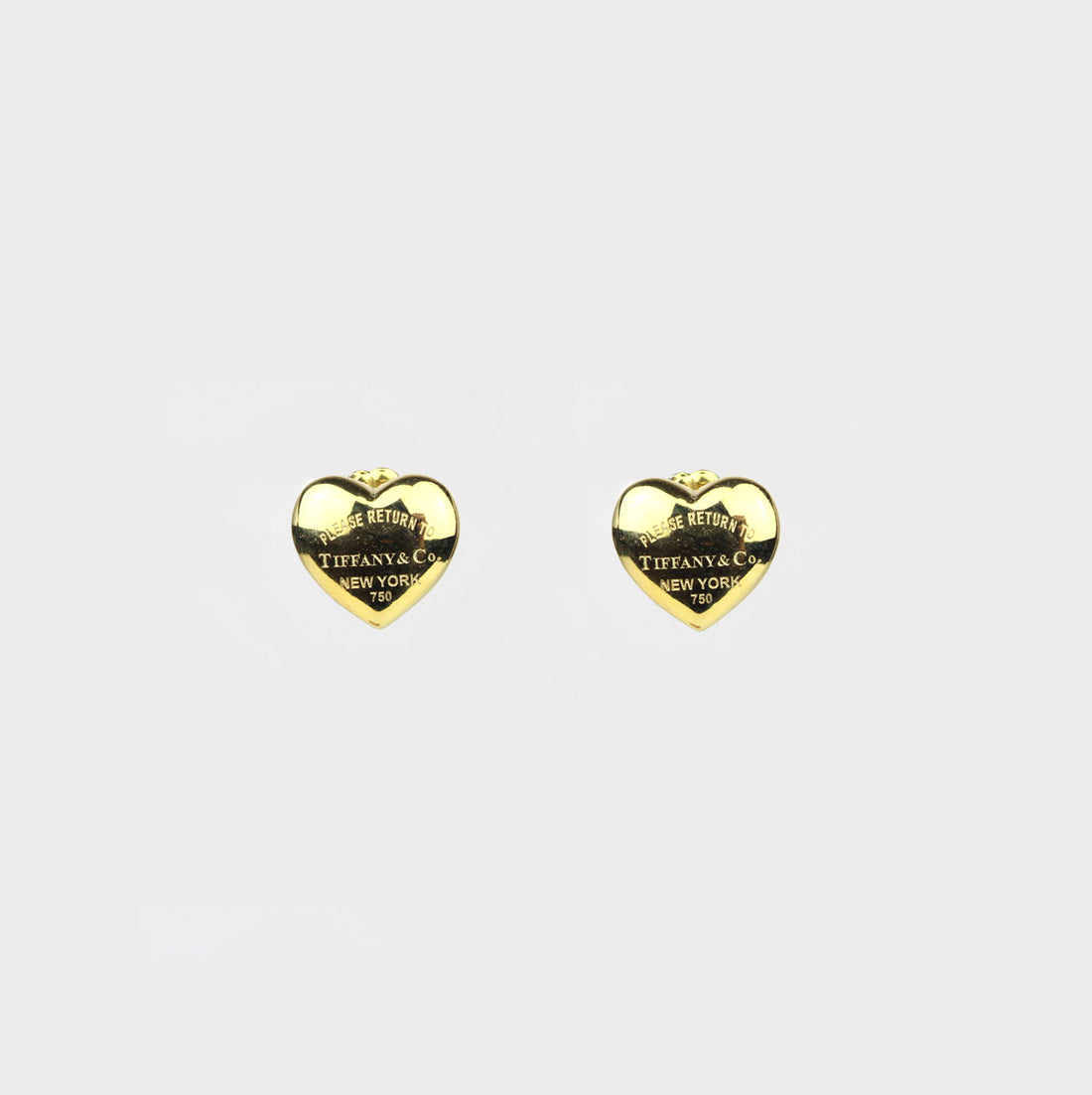 Aretes Tipo T Corazón Dorados