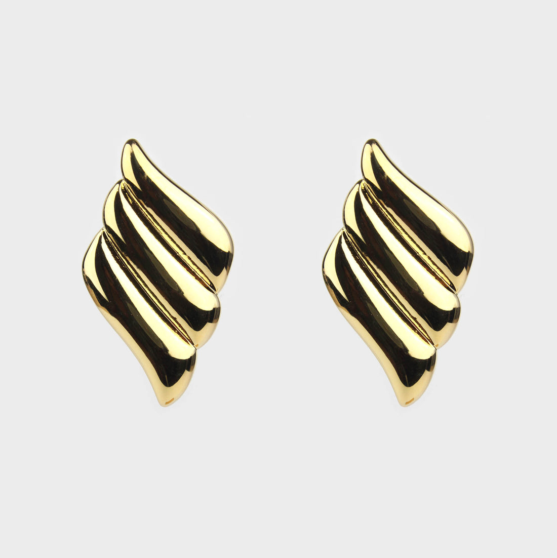 aretes dorados grandes