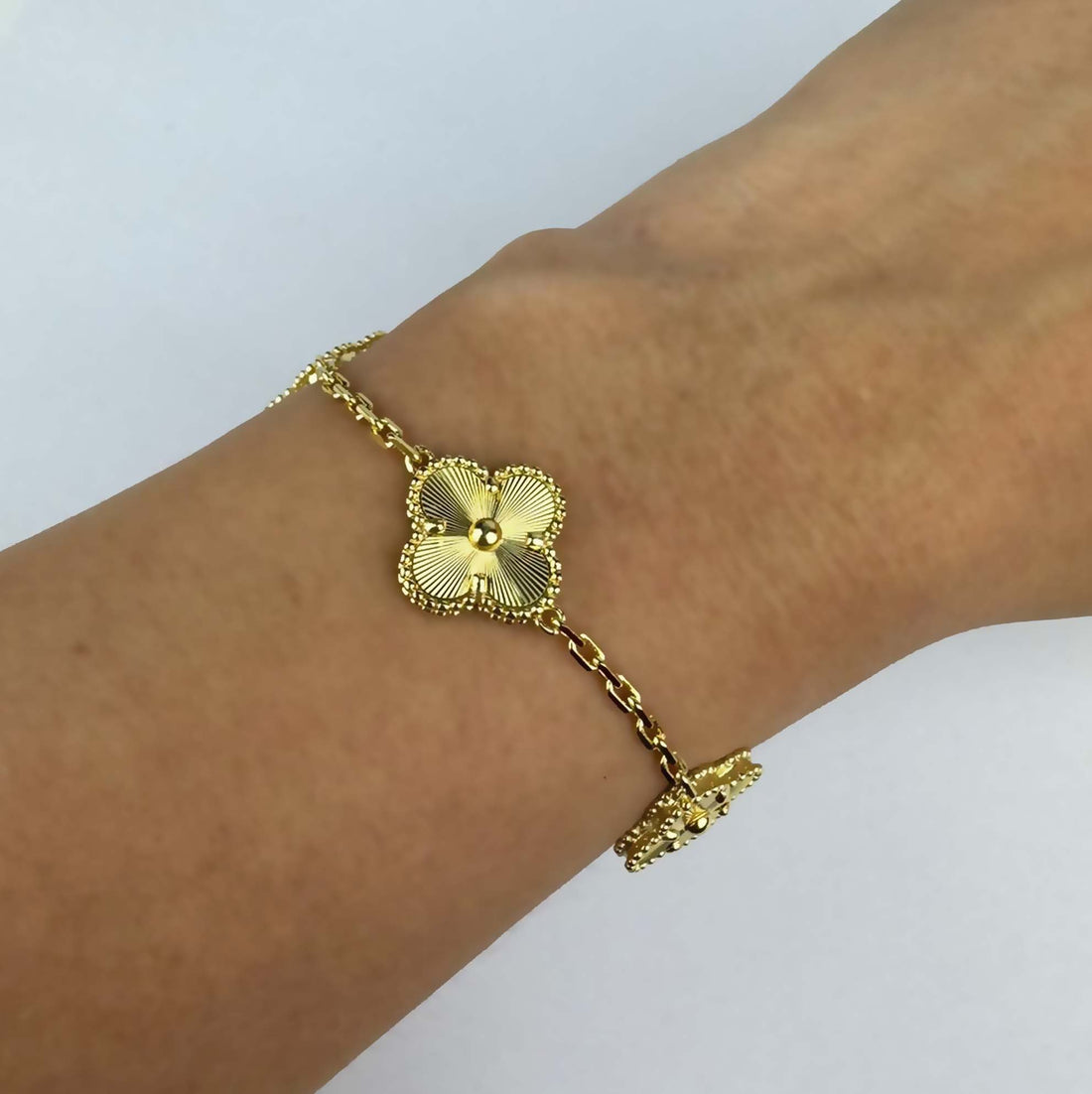 Pulsera Tipo V C 14
