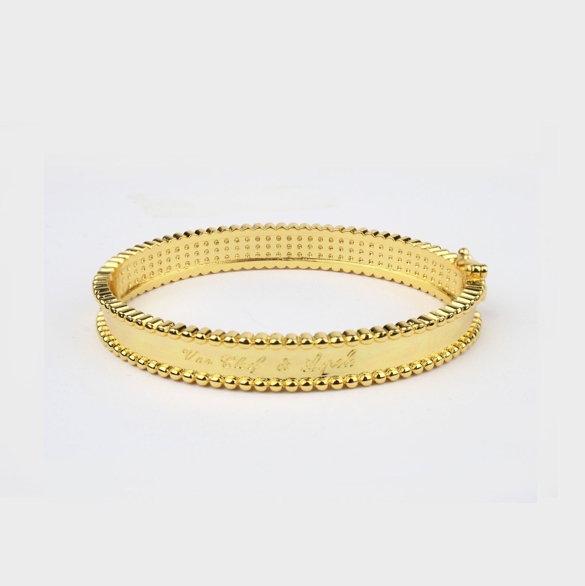 Pulsera Tipo V C 18