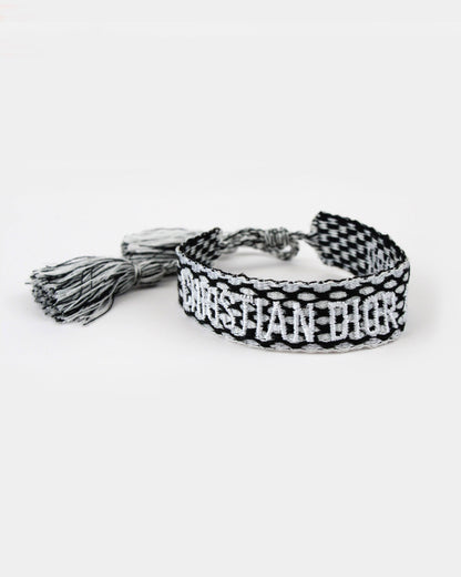 Pulsera Tejida 33